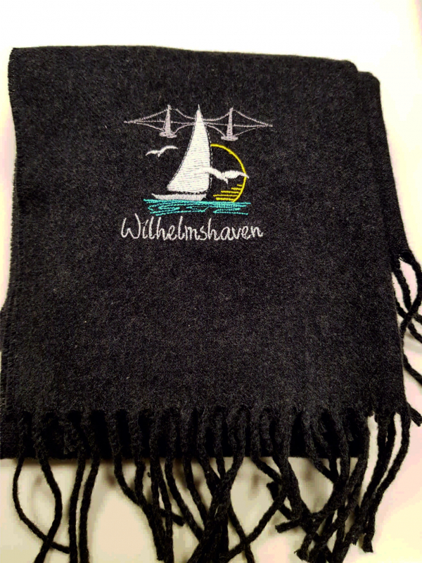 Schal anthrazit bestickt mit Wilhelmshaven-Motiv